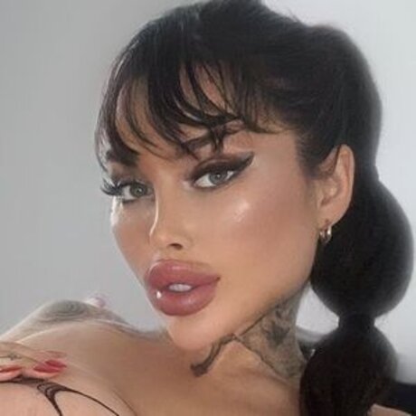 LolitaBonita porn actress img