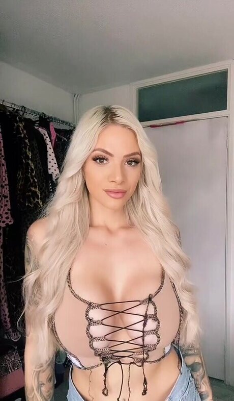 Zooee333 star porn picture