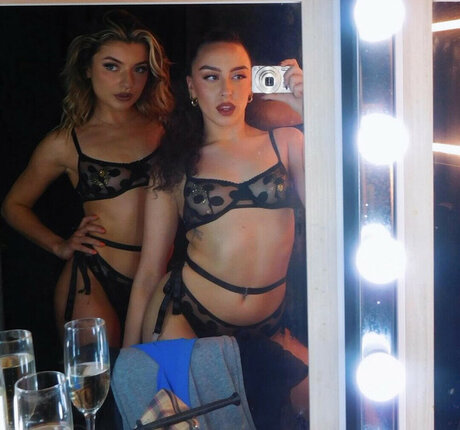 Georgina Noda sexy pornstar galleries