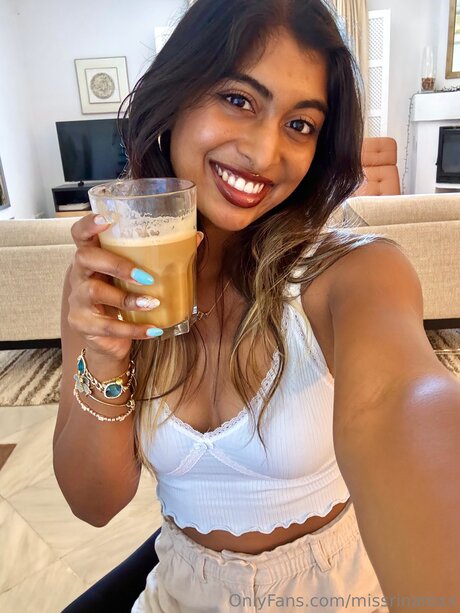 missrinaroxx star erotic pic