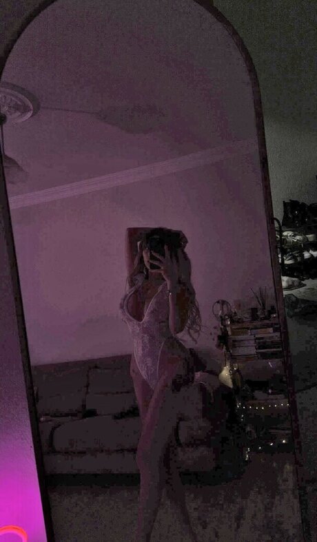 nurraacar model nude images