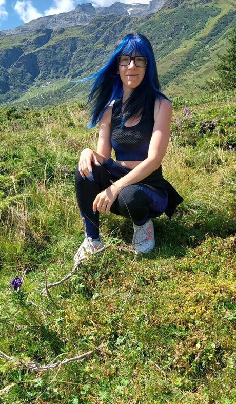 Blue mogli hot star pic