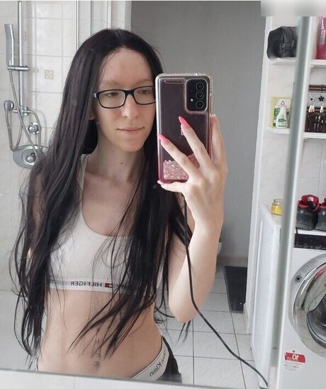 Blue mogli art model galleries