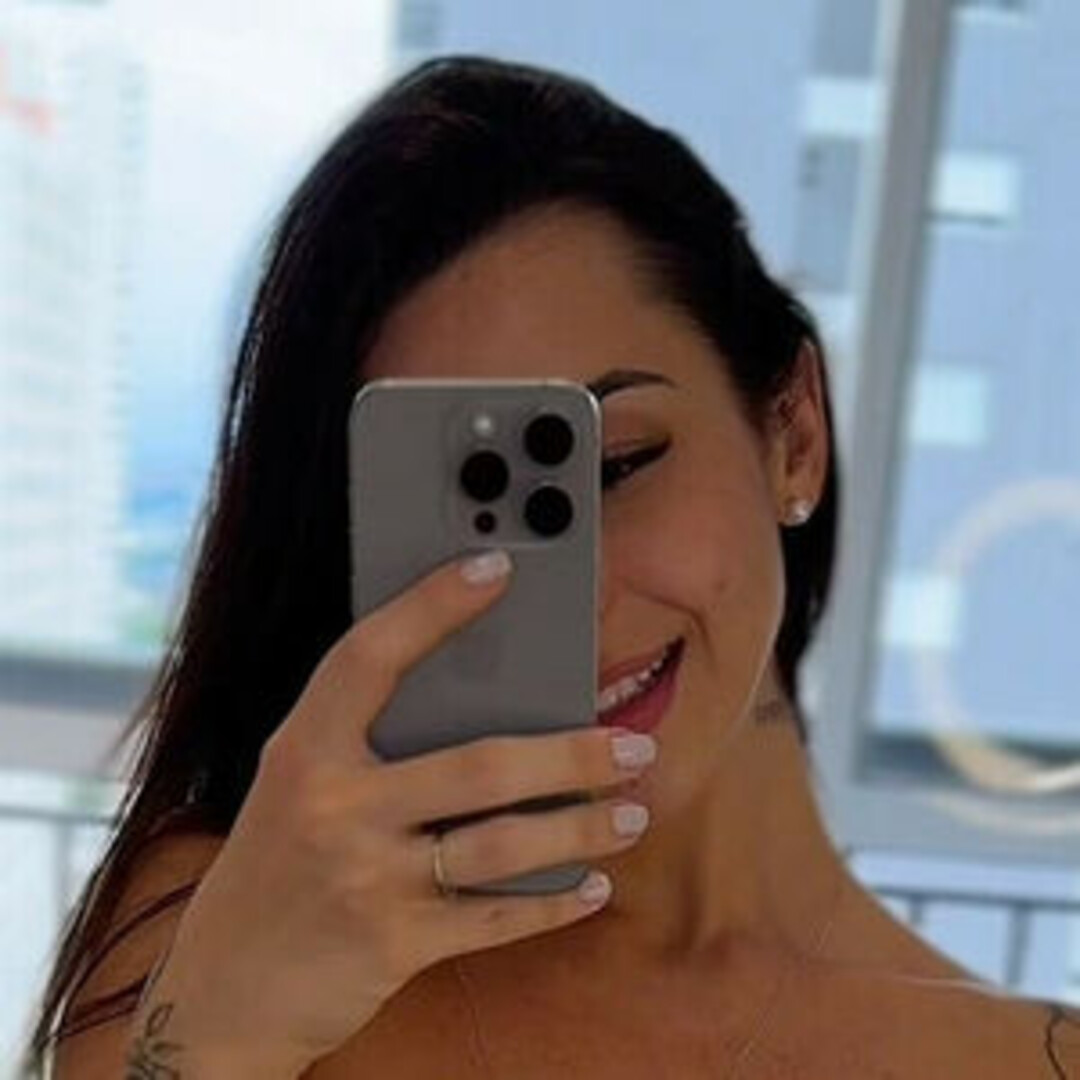 Karol Rosalin model perfect photos