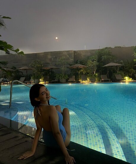 Anushka Sen pornographic model galleries