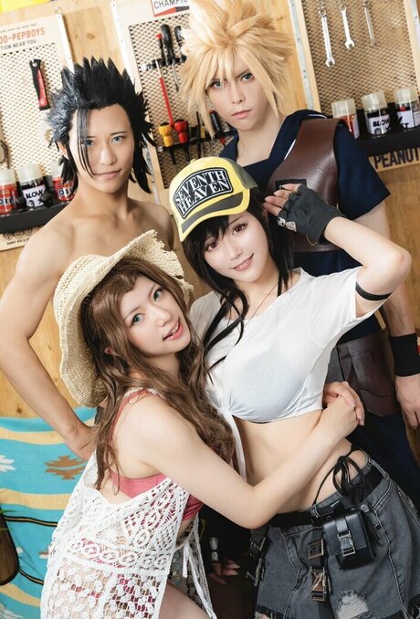 Tifa Cosplay top star pic