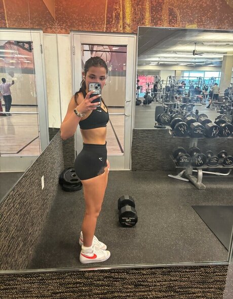 Pea Asmr model hot pics