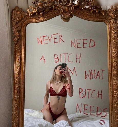 Janaxnell model art photo