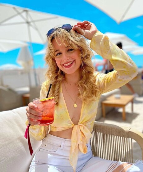 Camille LV perfect pornstar pictures