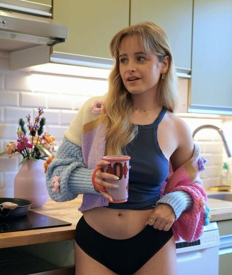 Camille LV best pornstar pics