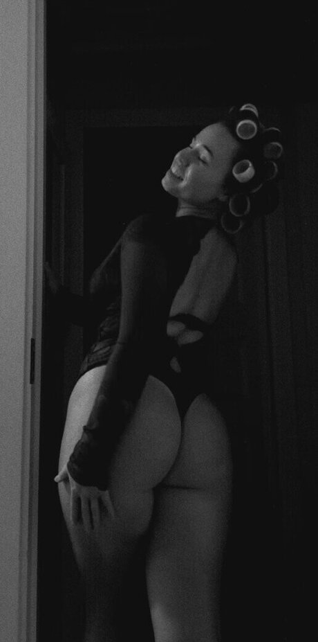 Janakristinah nude star pic