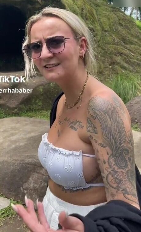 Laberrhababer Sarah pornstar hot gallery