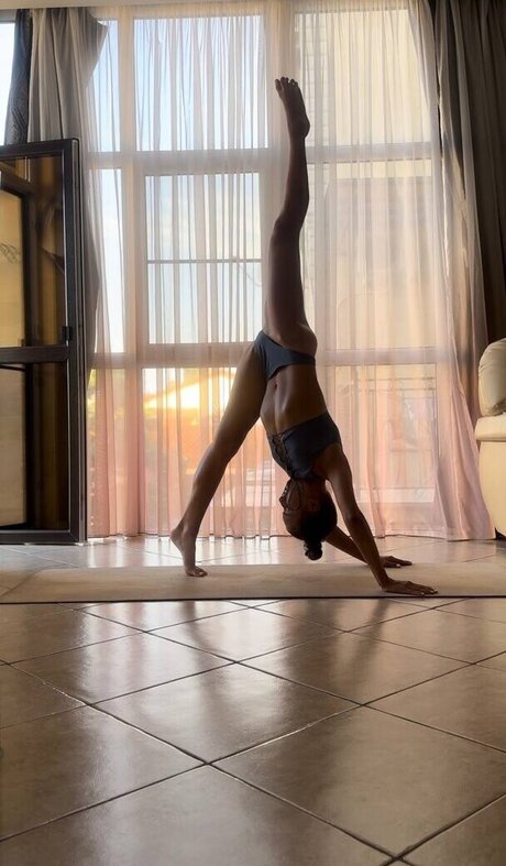 Eliz fit sex pornstar photo