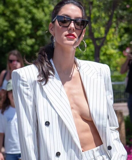 Rebecca Mir star top image