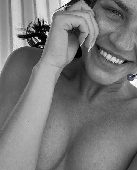 Vanessa Bartsch top actress img