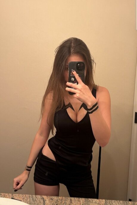 Jillynozomi hot pornstar photo