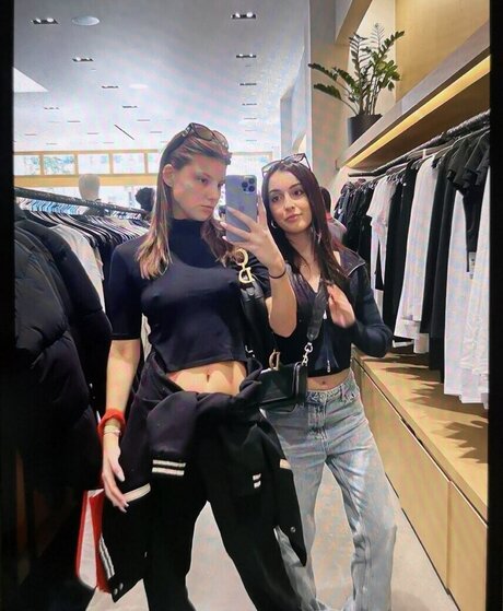 NickieNaughty exclusive model photos