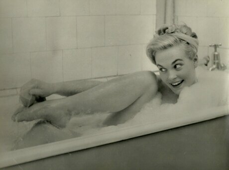 Vintage Sexy Celebs star adult images