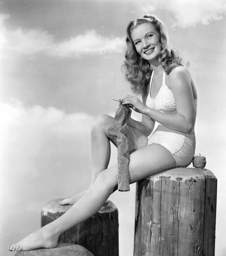 Vintage Sexy Celebs sexy model images