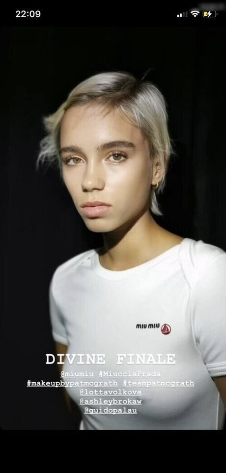 Lisa und Lena model xxx gallery