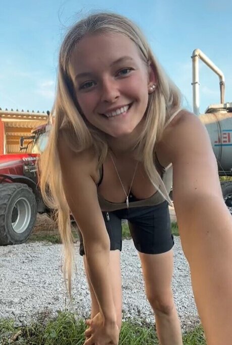 Paulas Landleben model free gallery