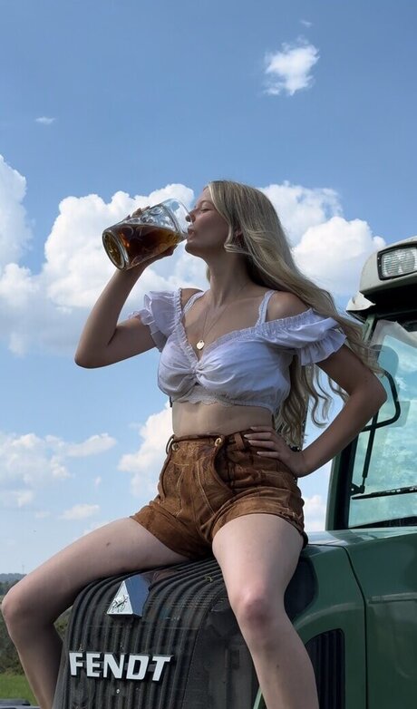 Paulas Landleben pornstar nudes photo