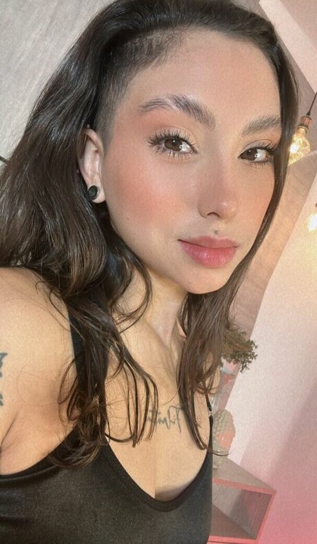 LupeHikari pornstar hd pic