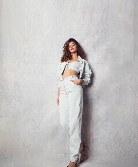 Ananya Pandey pornstar high quality photo