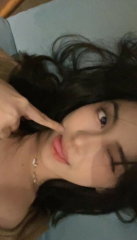 risaatjan model pornographic galleries