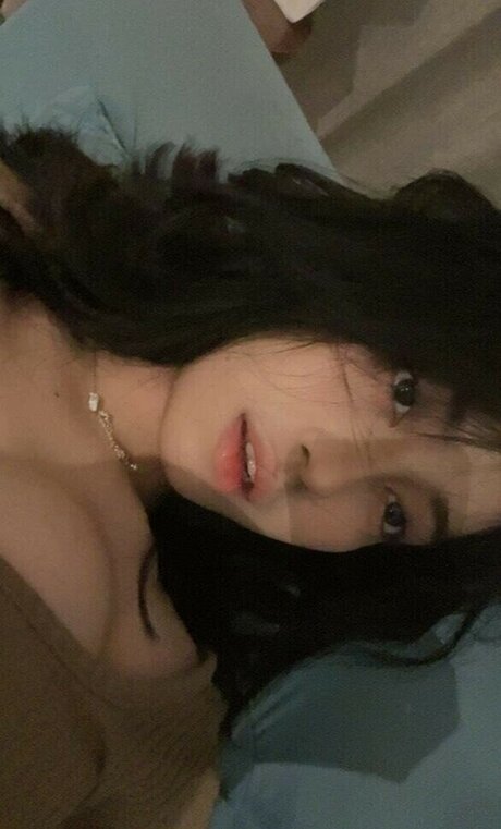 risaatjan beautiful actress photo