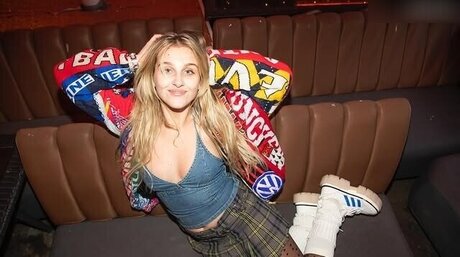 Nike101 model porn photo