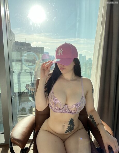 luciaaleyy high quality pornstar images