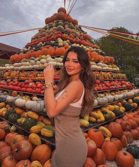 Silan H seyinoglu exclusive model pics