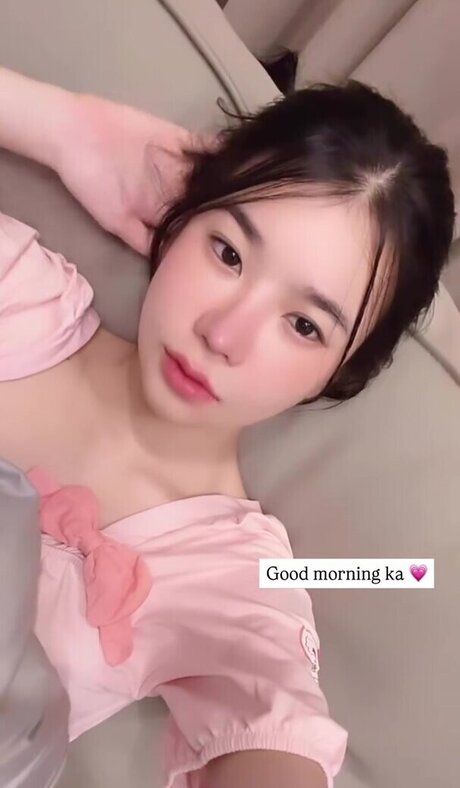 busty redhead onlyfans top pics