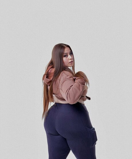 isurfavpisces adult actress pics