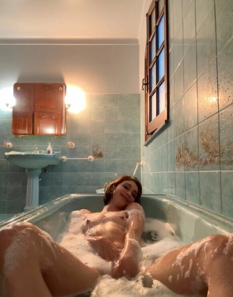 Karrrlie erotic pornstar photos