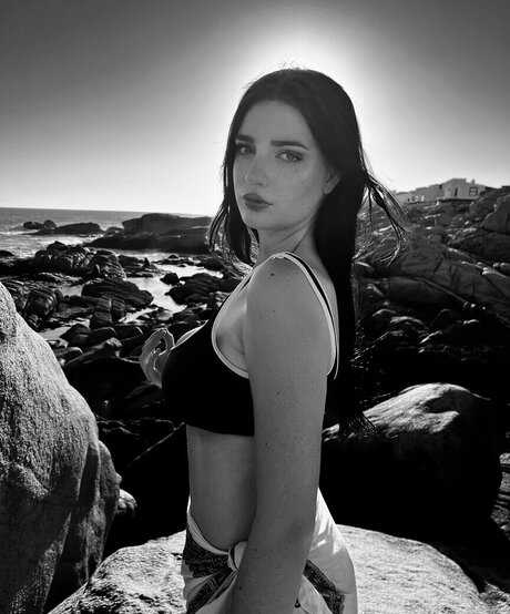 Manuela Calvo model beautiful galleries