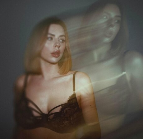 Dasha Baieva hd actress picture