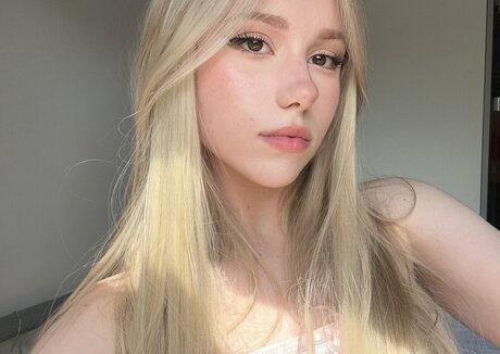 Kitty Mae model pornographic gallery