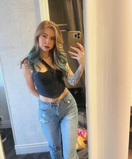 Nyybeats pretty pornstar photos