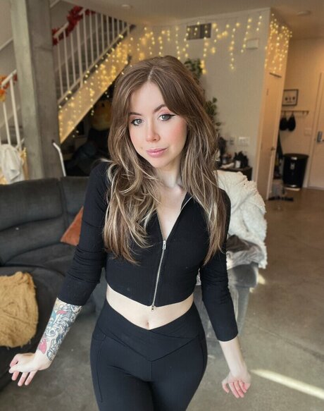 Nyybeats pornstar beautiful pics