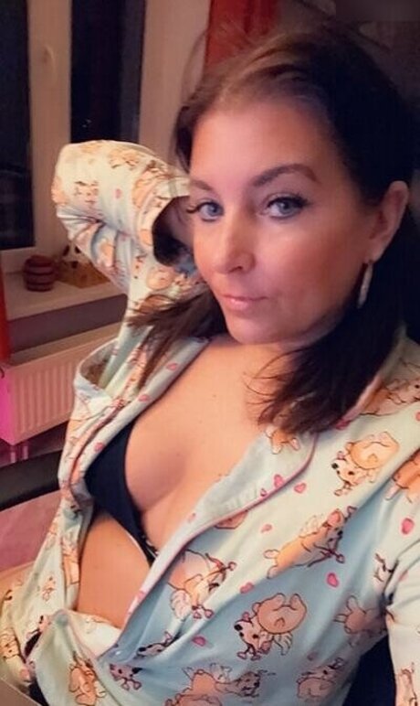 NinaNiceTV star nude galleries