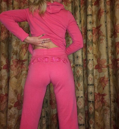 Amy Taylor beautiful actress archive