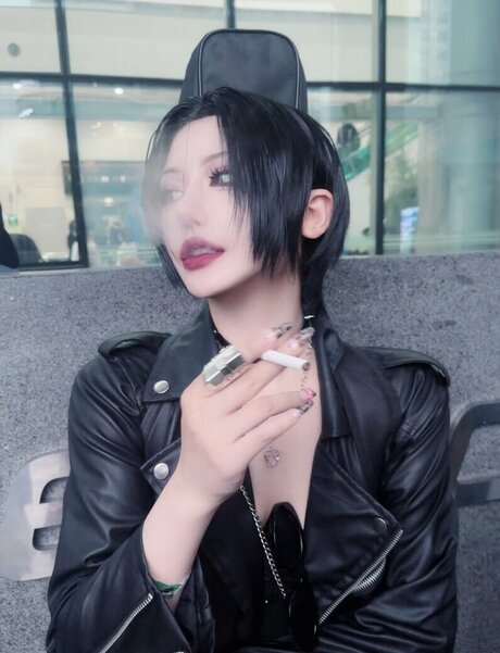 riri thisway top actress image