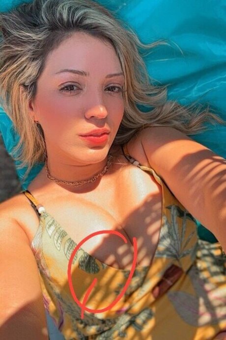 Fidan Atalay model nudes picture