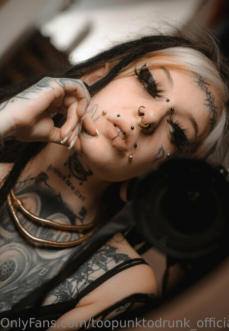 st hell nudes model images