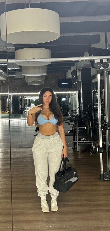 Lya Aylin nice model picture