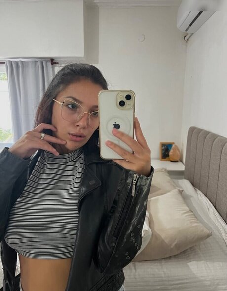 ludmilababe pornstar sexy pictures