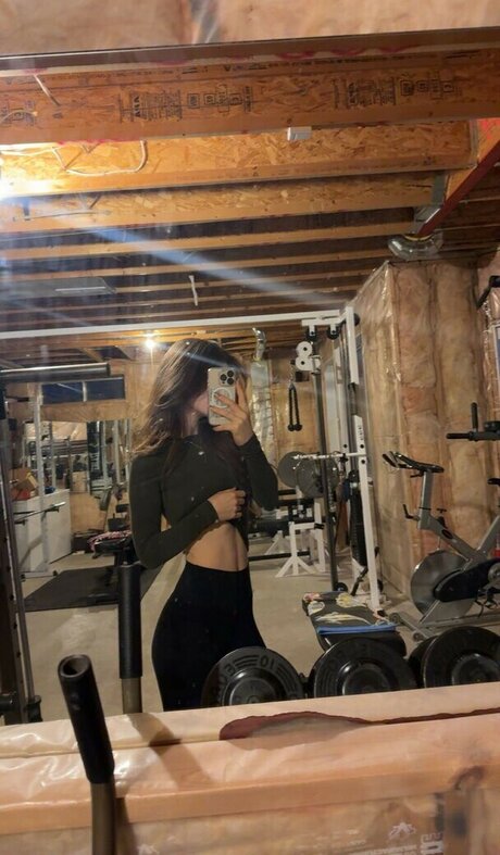 Giulia Bruno nude pornstar img