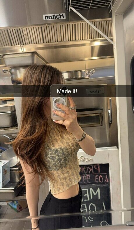 18 year old onlyfans hot nude gallery